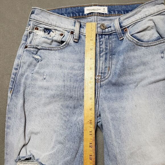 ABERCROMBIE & Fitch • Mid rise Boyfriend Jean in Medium Blue Distressed • 26 - Picture 14 of 14